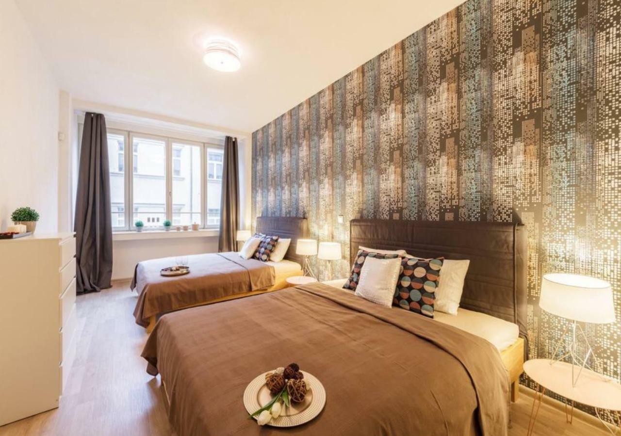 Central Prague Crown Apartments エクステリア 写真