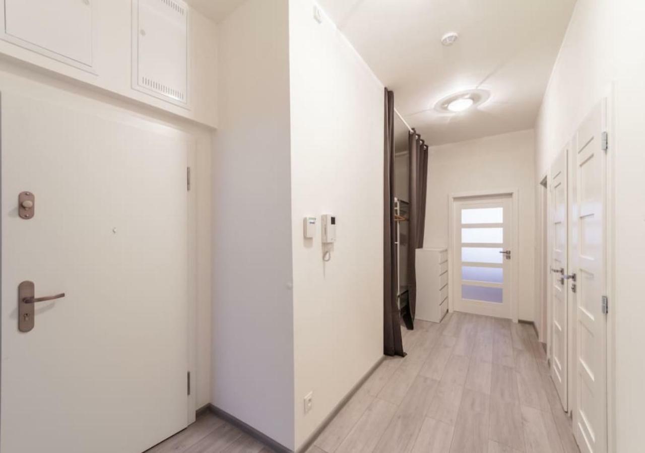 Central Prague Crown Apartments エクステリア 写真