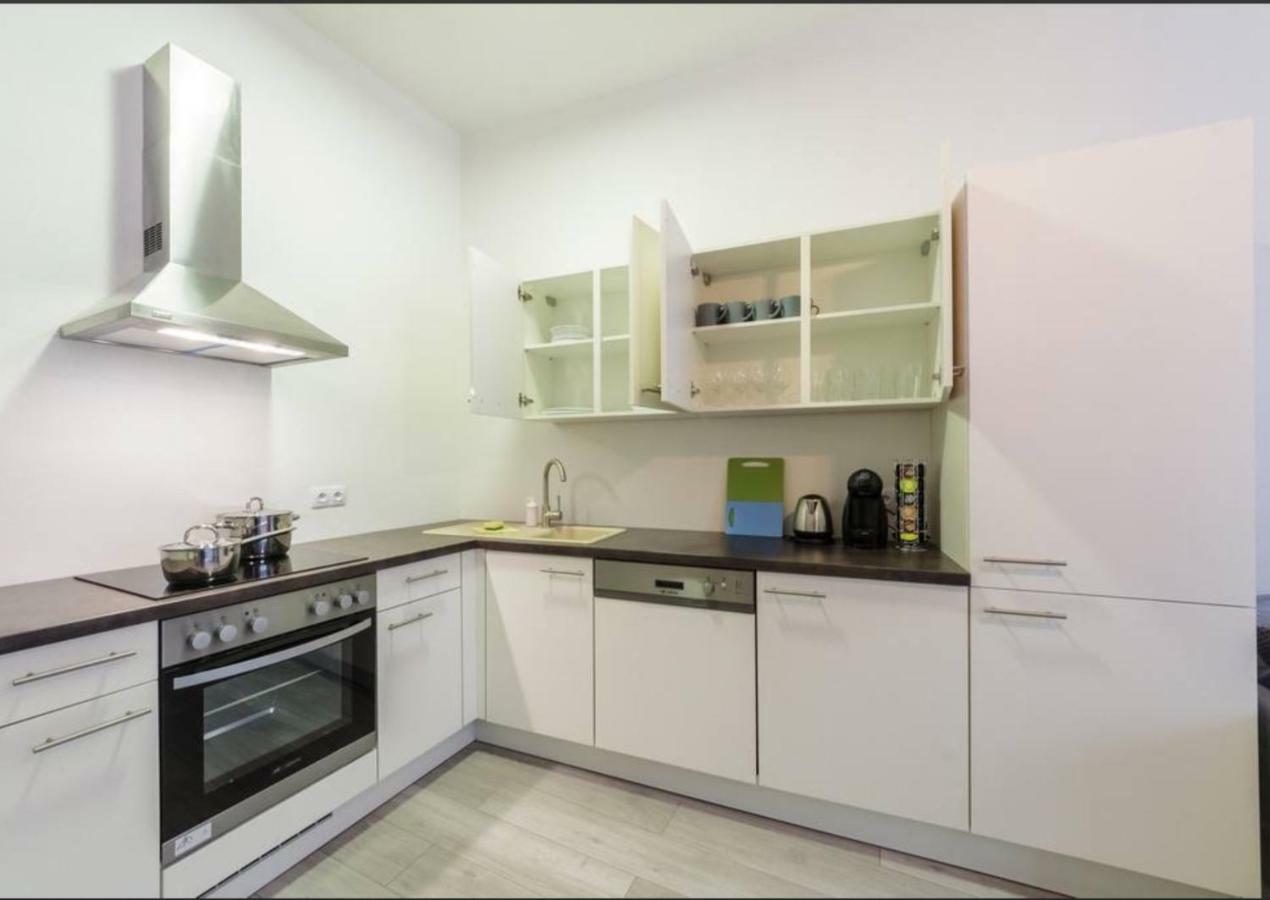 Central Prague Crown Apartments エクステリア 写真