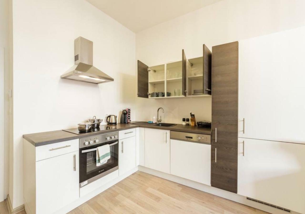 Central Prague Crown Apartments エクステリア 写真